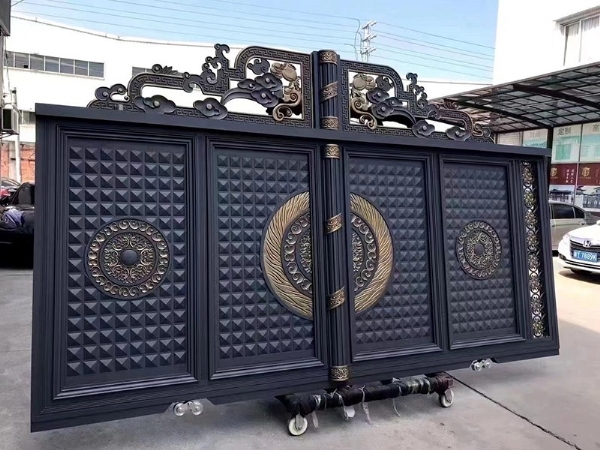 铝合金大门