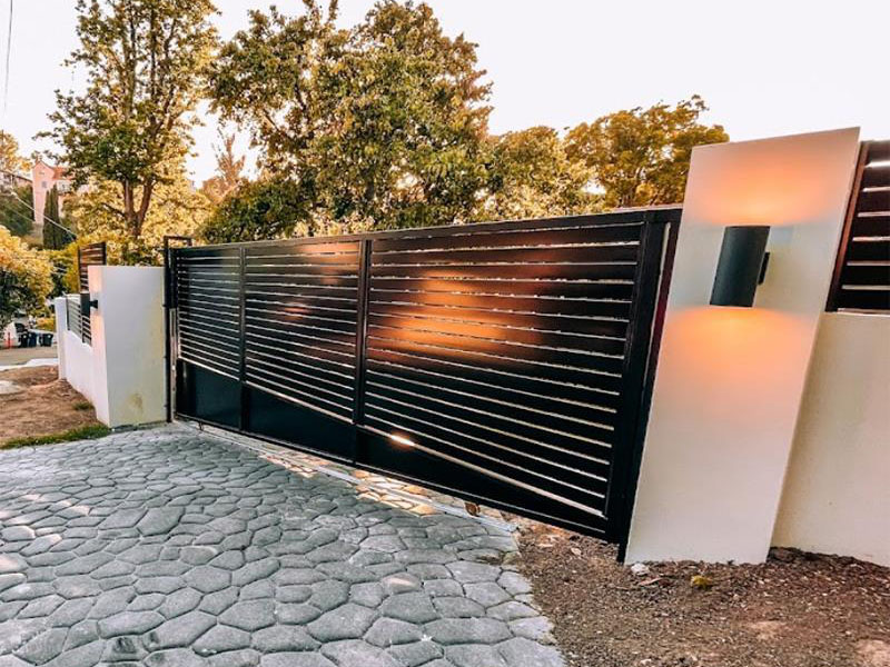 automatic gate