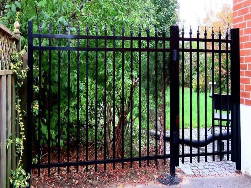 aluminium privacy fence